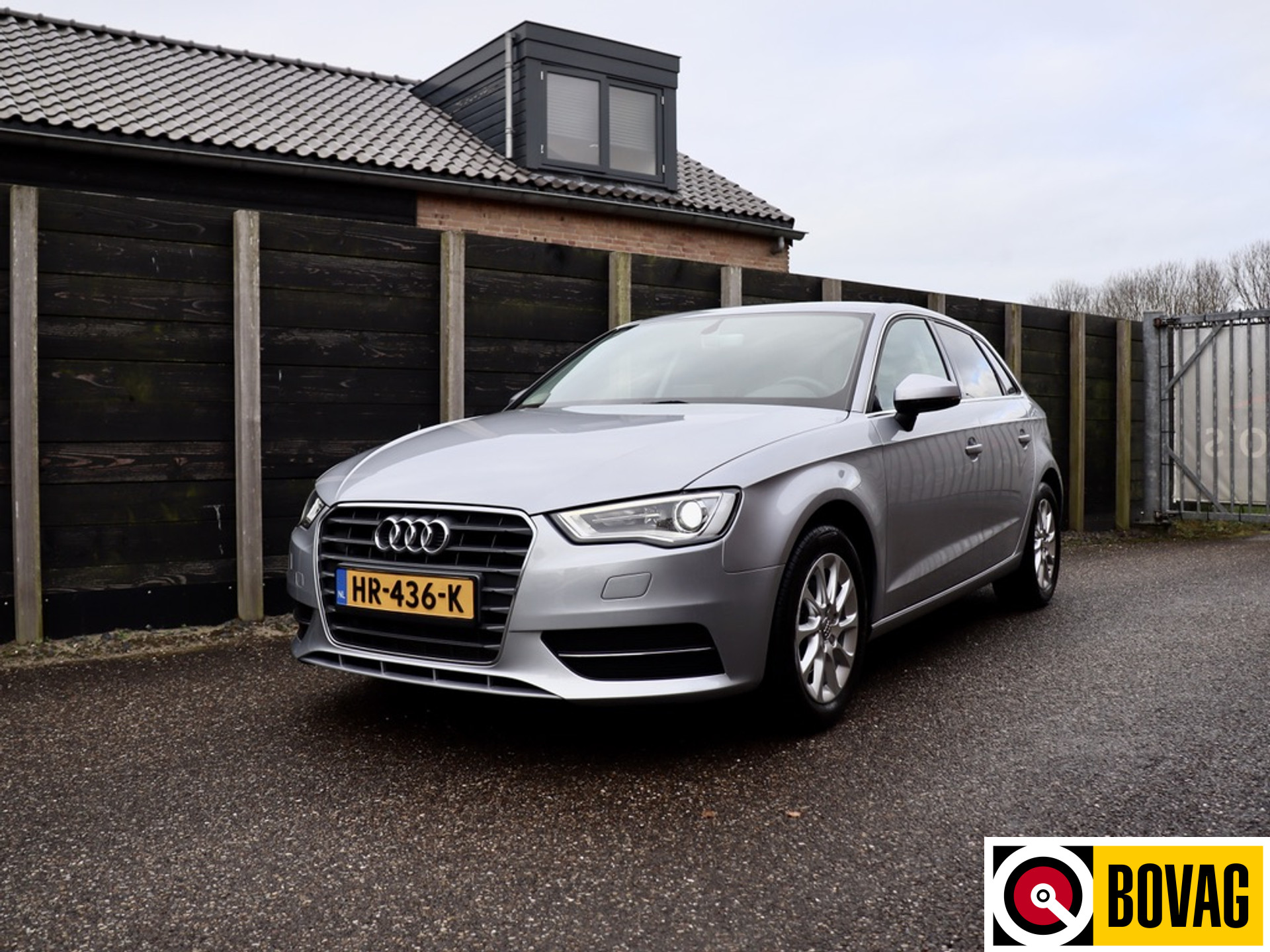 53432032-45.jpg